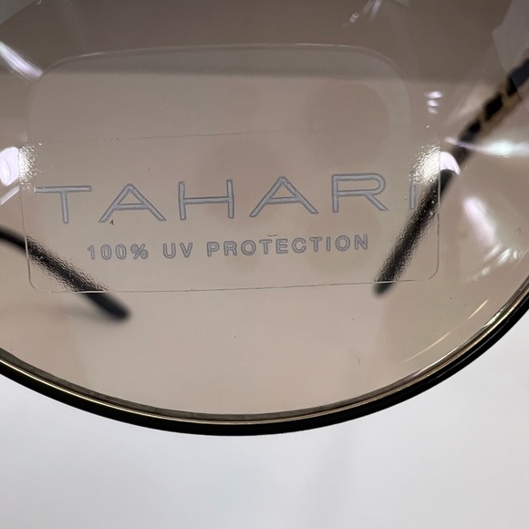 TAHARI AVIATOR 100% UV PROTECT SUNGLASSES,GOLD METAL FRAME, WOVEN LEATHER SIDES - Picture 7 of 14
